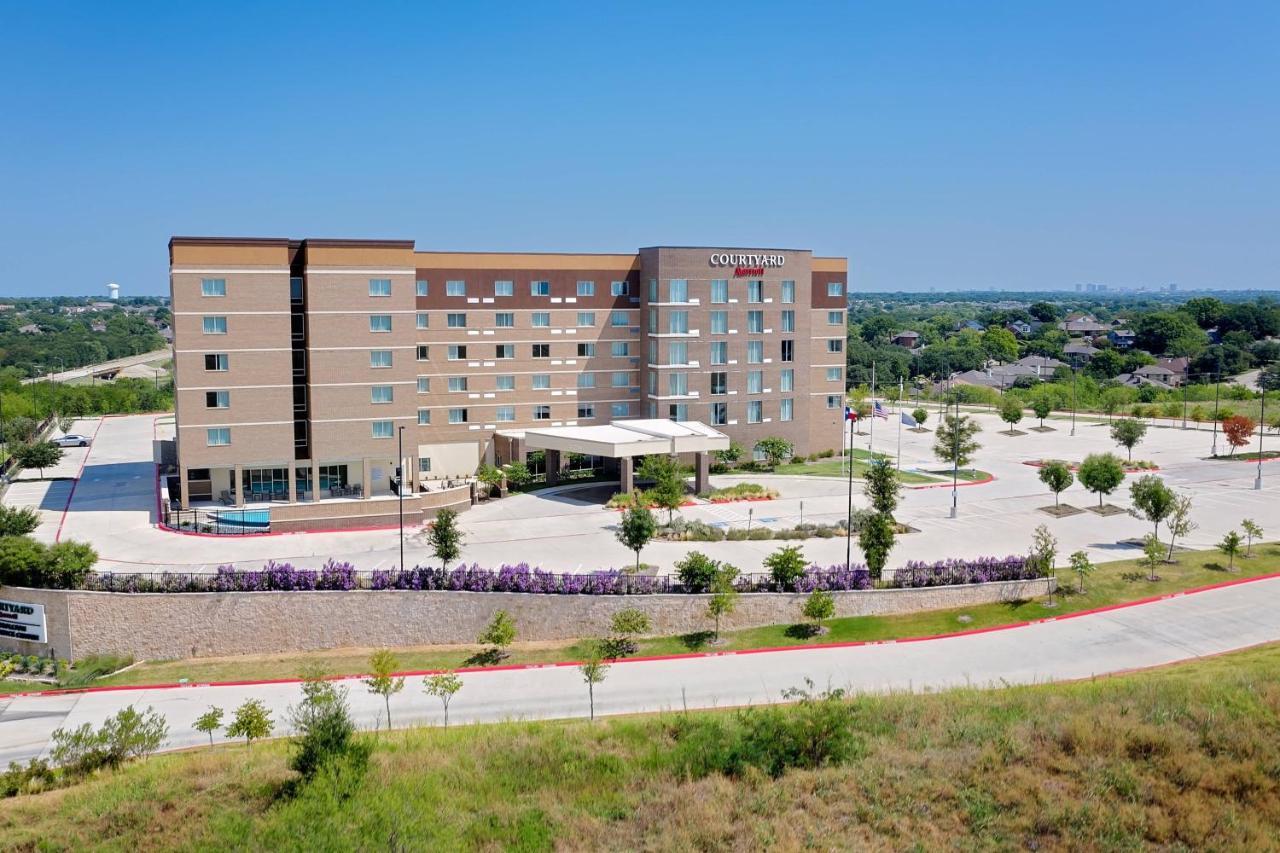 Courtyard By Marriott Dallas Carrollton And Carrollton Conference Center Exterior photo